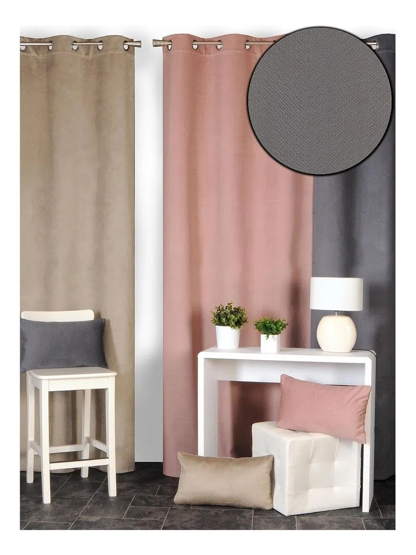 Light Pink Thermal Blackout Velvet Curtain.