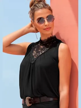 Tank top with lace